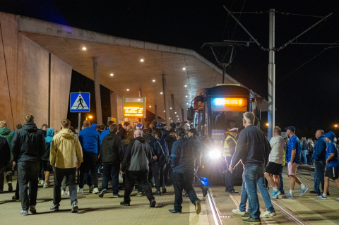 Finał Ligi Konferencji zakończony! Kibice Betisu jako pierwsi opuścili stadion. Część z nich od razu jedzie na lotnisko - 11