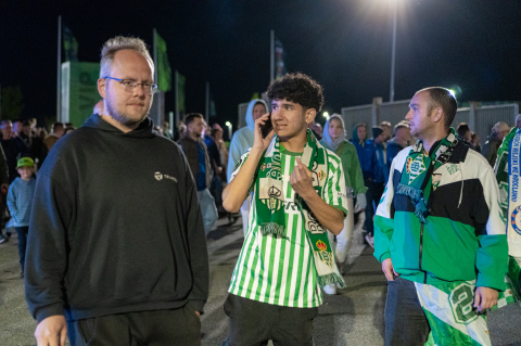 Finał Ligi Konferencji zakończony! Kibice Betisu jako pierwsi opuścili stadion. Część z nich od razu jedzie na lotnisko - 23
