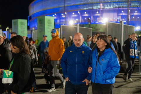 Finał Ligi Konferencji zakończony! Kibice Betisu jako pierwsi opuścili stadion. Część z nich od razu jedzie na lotnisko - 6