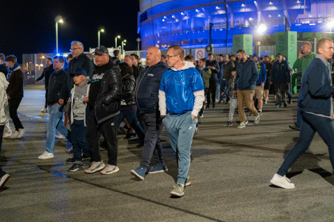 Finał Ligi Konferencji zakończony! Kibice Betisu jako pierwsi opuścili stadion. Część z nich od razu jedzie na lotnisko - 7