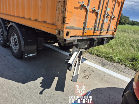 Karambol na autostradzie A4. Jezdnia w kierunku Wrocławia zablokowana - 2