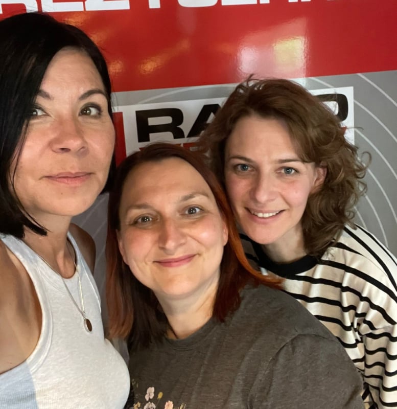 Chwalimy swoje: Gabriela Stefanowicz i Jolanta Igielska o książce "Niespiesznie" - Gabriela Stefanowicz i Jolanta Igielska w audycji Chwalimy swoje. Fot. RW