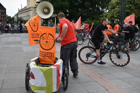 Rowerzyści opanowali Wrocław. Wielki peleton przejechał ulicami miasta - 5