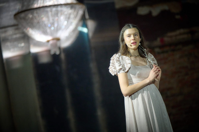 Gotycka powieść osadzona we współczesności. Nowa premiera w legnickim Teatrze Modrzejewskiej - 10