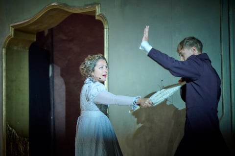 Gotycka powieść osadzona we współczesności. Nowa premiera w legnickim Teatrze Modrzejewskiej - 4
