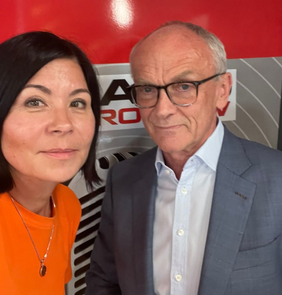 Chwalimy swoje: Prof. Piotr Ponikowski, kardiolog, rektor Uniwersytetu Medycznego. Maratończyk i wielbiciel Jamesa Bonda - Katarzyna Górna-Drzewosz oraz prof. Piotr Ponikowski, rektor Uniwersytetu Medycznego. Fot: RW