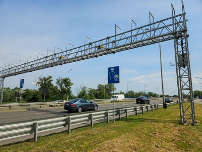 Żółte kamery bezwzględne dla kierowców we Wrocławiu! Na tych skrzyżowaniach i odcinkach na Dolnym Śląsku sypie się najwięcej mandatów - 17