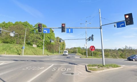 Żółte kamery bezwzględne dla kierowców we Wrocławiu! Na tych skrzyżowaniach i odcinkach na Dolnym Śląsku sypie się najwięcej mandatów - 5