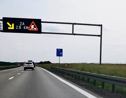 Żółte kamery bezwzględne dla kierowców we Wrocławiu! Na tych skrzyżowaniach i odcinkach na Dolnym Śląsku sypie się najwięcej mandatów - 6
