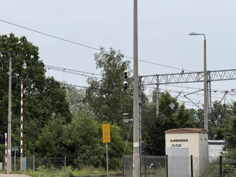 Żółte kamery bezwzględne dla kierowców we Wrocławiu! Na tych skrzyżowaniach i odcinkach na Dolnym Śląsku sypie się najwięcej mandatów - 10