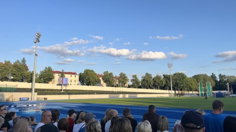 Czekali na to ponad 40 lat. Stadion w Bolesławcu doczekał się remontu - 0