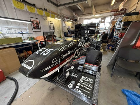 Pierwszy wyścig w sezonie i od razu sukces. PWR Racing Team ze zwycięstwem na Węgrzech - 7