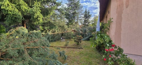 Ulewne deszcze i gwałtowne burze nad Dolnym Śląskiem. Kilkaset strażackich interwencji - 9