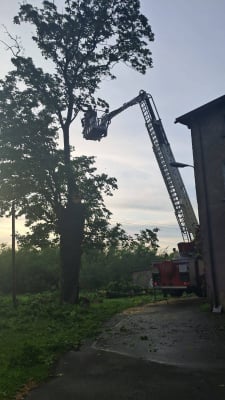 Ulewne deszcze i gwałtowne burze nad Dolnym Śląskiem. Kilkaset strażackich interwencji - 14