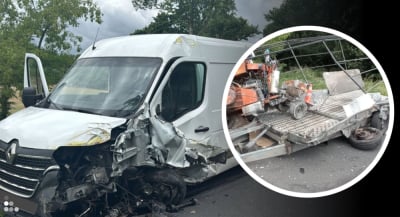 Zderzenie dw&oacute;ch bus&oacute;w z pasażerami na trasie Bolk&oacute;w- Jelenia G&oacute;ra. Droga jest zablokowana
