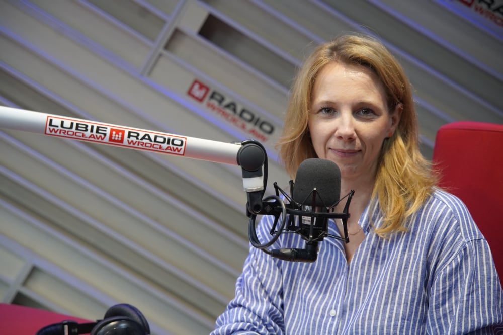 Reakcja24: Ekspertka z Państwowej Inspekcji Pracy czeka na pytania słuchaczy Radia Wrocław - Kornelia Mierzwińska będzie gościem Reakcji24. Fot: RW