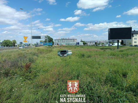 Dwie ciężarówki i osobówka zderzyły się na autostradzie A4. Długi korek w stronę Wrocławia - 1