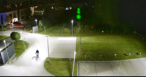 To już plaga! Złodzieje na rowerach okradają samochody na Ołtaszynie. Mieszkańcy mają dosyć, a policja uspokaja - 7