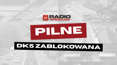 Poważny wypadek w Strzegomiu. Droga krajowa numer 5 zablokowana, dwie osoby ranne