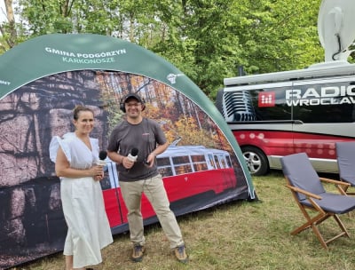 Poezja i muzyka u podn&oacute;ża g&oacute;r. Festiwal &bdquo;Gitarą i&hellip; &ndash; borowickie spotkania z poezją śpiewaną&rdquo;