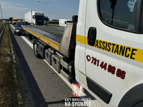 Poważny wypadek na AOW. Dwie osoby w szpitalu po zderzeniu [ZDJĘCIA] - 0