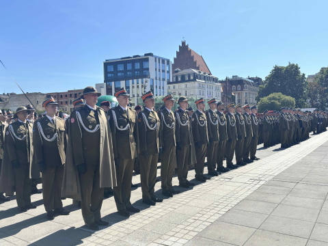 Absolwenci Akademii Wojsk Lądowych otrzymali promocję na I stopień oficerski - 2