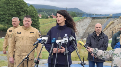 "Musimy unikać błęd&oacute;w z przeszłości". Służby na ziemi kłodzkiej są w pełnej gotowości. Chodzi o potencjalne zalania