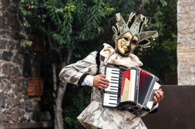 Weekend pełen wyjątkowych spektakli. W Jeleniej G&oacute;rze rozpoczyna się Międzynarodowy Festiwal Teatr&oacute;w Ulicznych