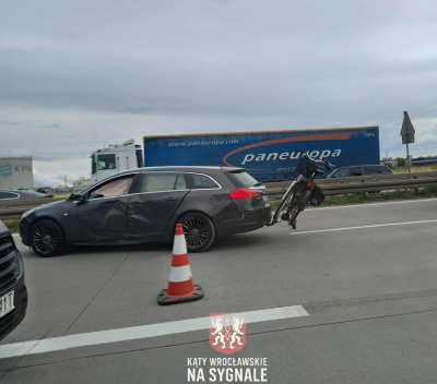 Kolejne zderzenie na autostradzie A4. Kierowcy stali w korku tuż obok Wrocławia
