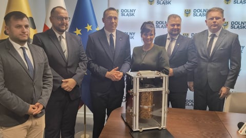 Wrocławska firma wśród pionierów na Księżycu! Ich teleskop pomoże szukać złóż minerałów - 0