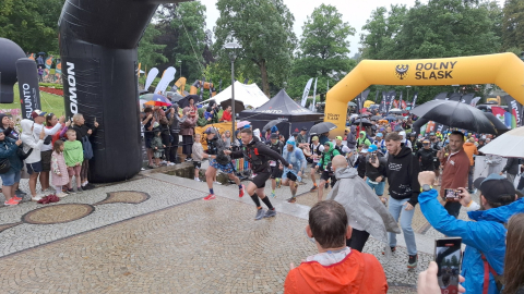 Biegną nawet 240 kilometrów! Wystartowała 13. edycja Dolnośląskiego Festiwalu Biegów Górskich - 3