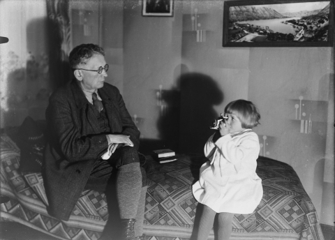 Ponad trzy tysiące fotografii sprzed 100 lat powróciło do Barda. Potrafisz rozpoznać swoich przodków? - 8