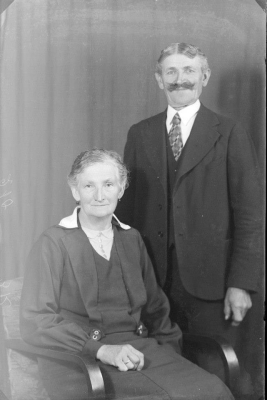 Ponad trzy tysiące fotografii sprzed 100 lat powróciło do Barda. Potrafisz rozpoznać swoich przodków? - 10