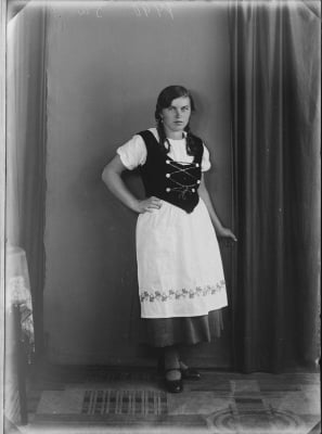 Ponad trzy tysiące fotografii sprzed 100 lat powróciło do Barda. Potrafisz rozpoznać swoich przodków? - 16