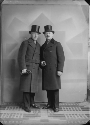 Ponad trzy tysiące fotografii sprzed 100 lat powróciło do Barda. Potrafisz rozpoznać swoich przodków? - 0