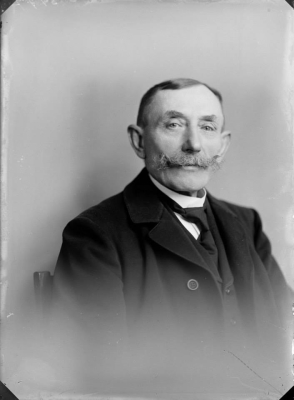 Ponad trzy tysiące fotografii sprzed 100 lat powróciło do Barda. Potrafisz rozpoznać swoich przodków? - 4