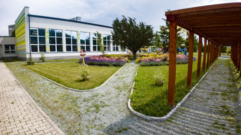 Nowoczesna szkoła i przedszkole w Ołdrzychowicach. Trwa odbudowa po powodzi - 6