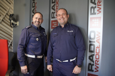 Reakcja24: Rozmawiamy o przepisach ruchu drogowego. Gośćmi programu są policjanci