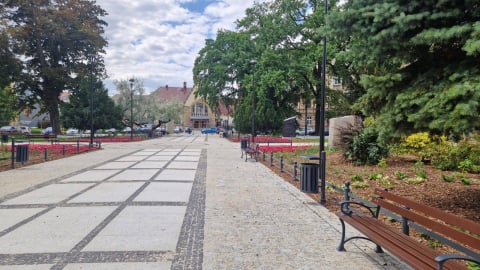 Układ sprzed 100 lat. Plac Grunwaldzki w Świdnicy przeszedł metamorfozę. Nie wszystkim się podoba - 3