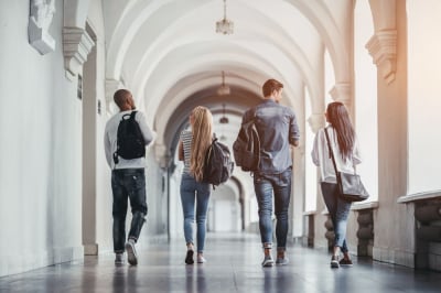 Studiuj bez względu na wszystko - co tak naprawdę to oznacza? Poznaj AHE w Łodzi!