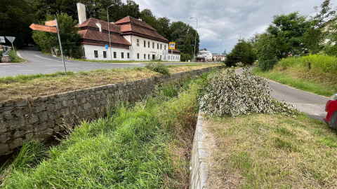 Ten potok niektórych zalał nawet 7 razy. Ruszają prace na Radomierce w Jeleniej Górze - 8
