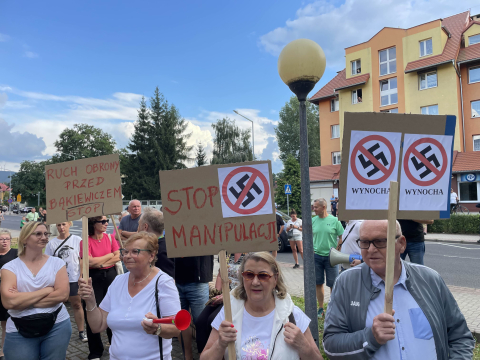 Bąkiewicz w Bogatyni: "Musimy rozpocząć walkę o polskość". Była też kontrmanifestacja - 0