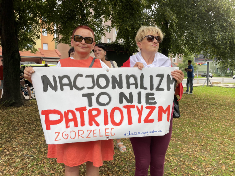 Bąkiewicz w Bogatyni: "Musimy rozpocząć walkę o polskość". Była też kontrmanifestacja - 6