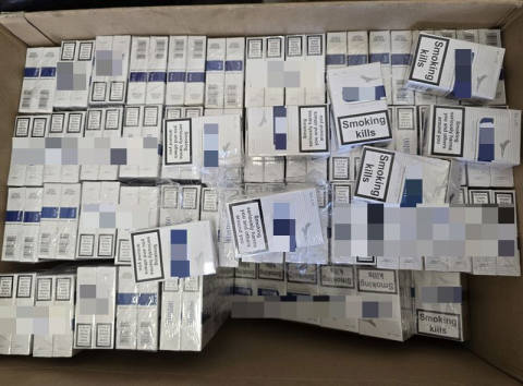 170 tysięcy papierosów bez akcyzy i 7 kilogramów suszu. Dwie akcje policji w Bielawie - 2