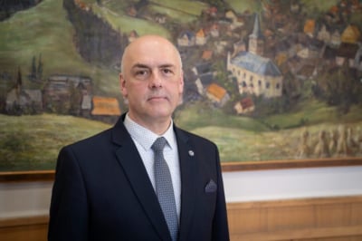 Przemysław Kuklis rezygnuje z funkcji burmistrza Dusznik-Zdroju! Pow&oacute;d? "Brak wsp&oacute;łpracy"