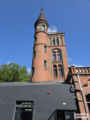 Kolejne prace w dawnym sanatorium w Sokołowsku. "Elewacje są już w rozpadzie" - 0