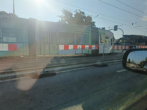 Falstart na Bardzkiej. Pierwszy dzień mijanki i... już wykolejenie tramwaju - 1