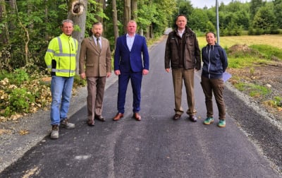 Pojedynczo się nie dało, zmodernizowali od razu 16. W gminie Pielgrzymka wyremontowano drogi