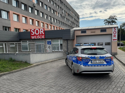Zaatakował 73-letniego lekarza na SOR-ze w Oławie. P&oacute;źniej chciał uciec za granicę