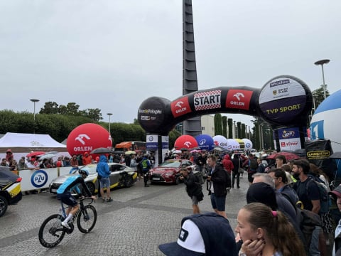 Kraksa przed metą na Tour de Pologne! Za nami pierwszy etap z Wrocławia do Legnicy - 0